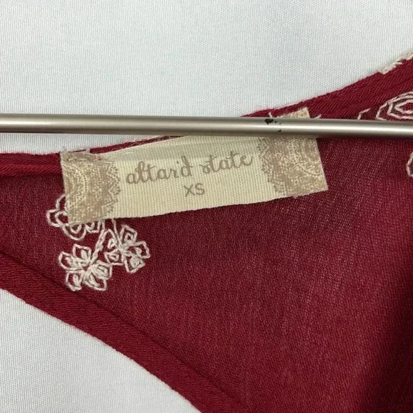 Altard State Womens Tunic/Top Cranberry/Cream XS Embroidered Floral Design Boho - Picture 2 of 13